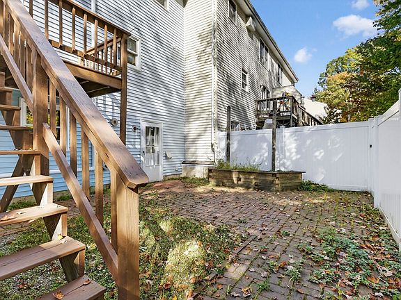 2nd image of 620 Hackett Hill Road
