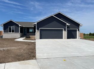 481 N Stellar Ct, Rose Hill, KS 67133