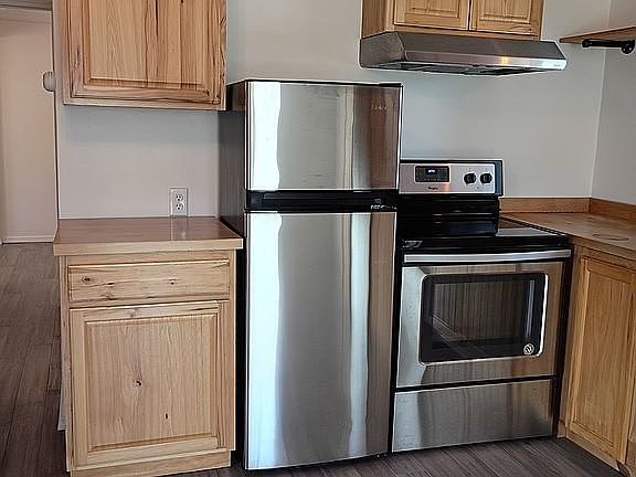 5th image of 1833 SW Canal Blvd Unit 24