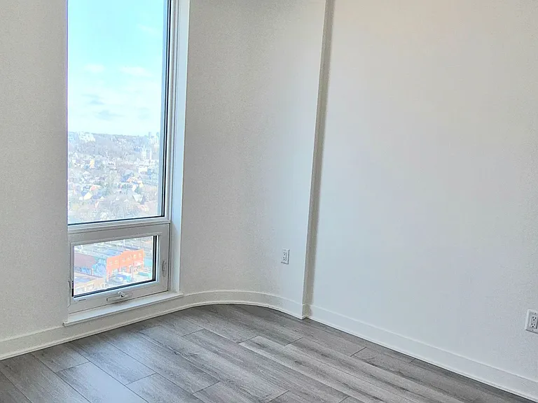 1185 Dupont St #1604 — Photo 7