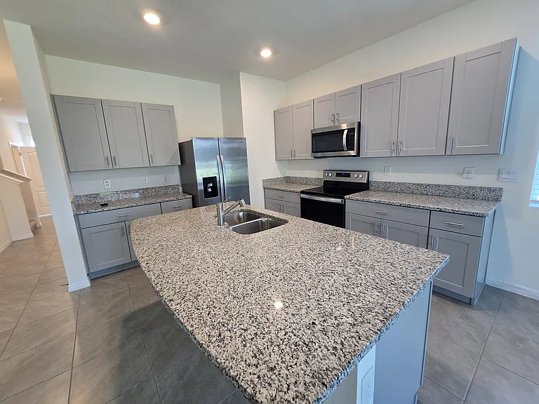1301 Isleta Loop #1301 — Photo 9