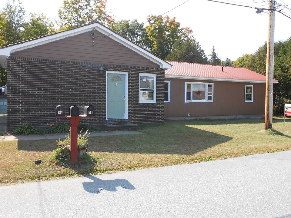1st image of 20 Champlain Dr