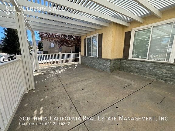 4th image of 811 Mulberry St