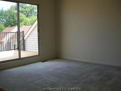 4th image of 84 N Bedford St #84B