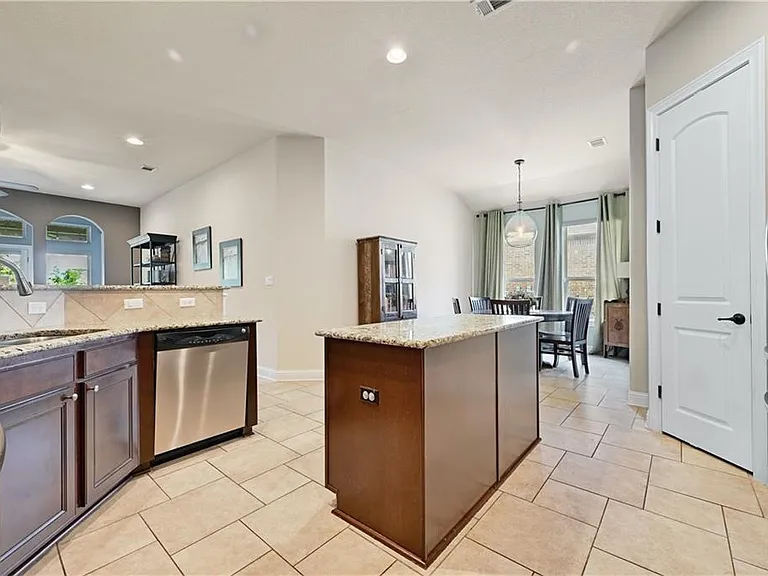 4804 Taurus Walk — Photo 7