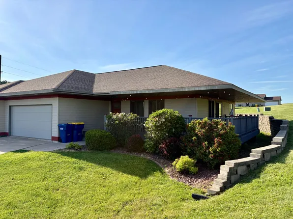 1210 Knower Ave, Hillsboro, WI 54634