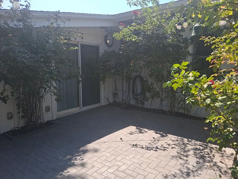 156 Bret Harte Ave — Photo 2