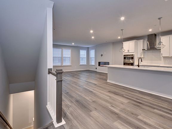 4th image of 13321 Coalfield Station Ln