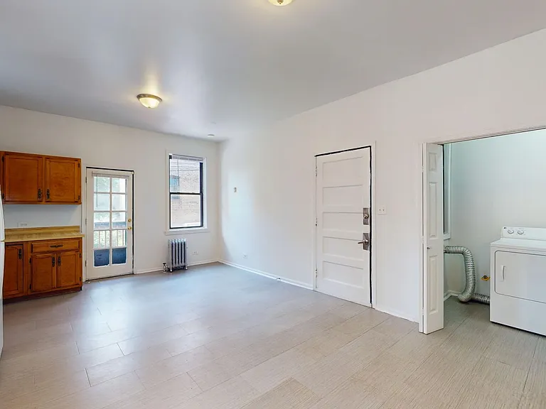 5468-70 S. Hyde Park Boulevard — Photo 19