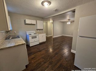 1718 Commercial Ave #B, San Antonio, TX 78221