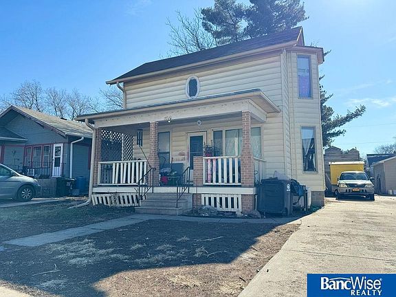 3rd image of 2741 Randolph St