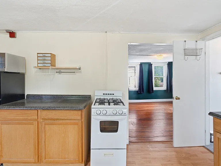 2154 Broad St #2 — Photo 3