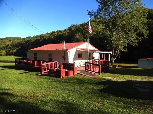 1281 Seaman Frk, Reedy, WV 25270