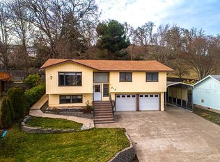 212 Beech St, Roseburg, OR 97471