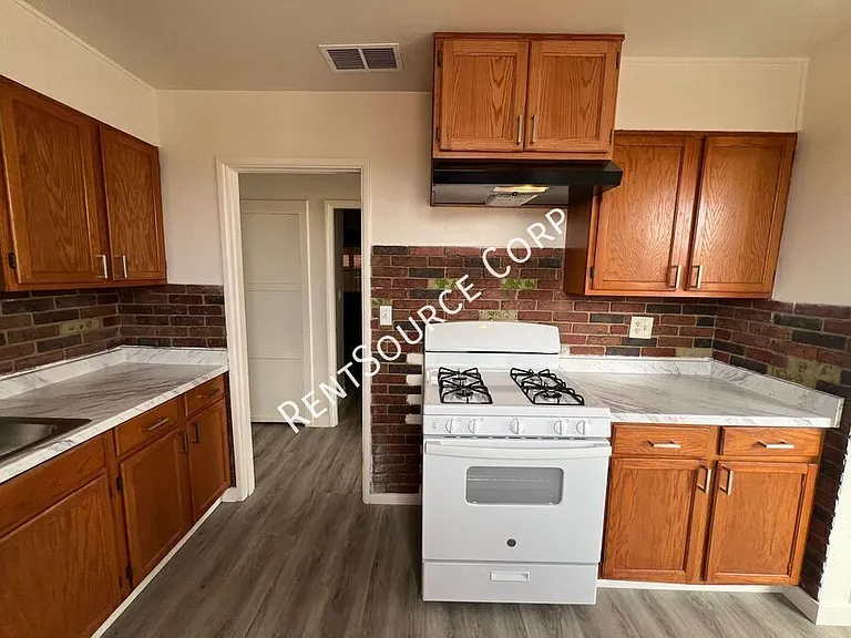 650 S Muriel Dr — Photo 8
