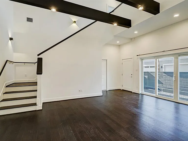 1906 Jack Oak Ave — Photo 9
