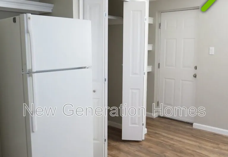 226 Plum St #1 — Photo 4