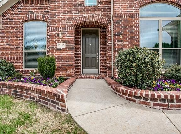 3rd image of 2541 Still Springs Dr