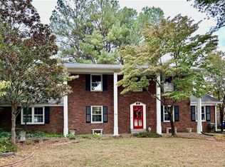 1727 Karen Cir, Bowling Green, KY 42104