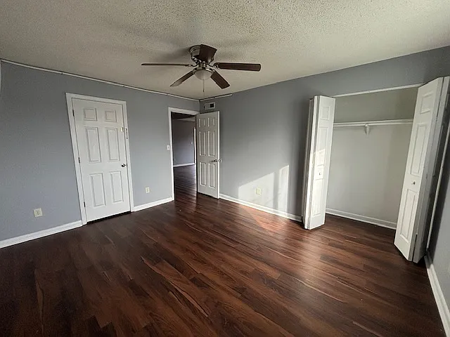 517 W Market St #A — Photo 12