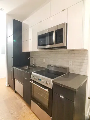 Rented by Bohemia Realty Group | media 20