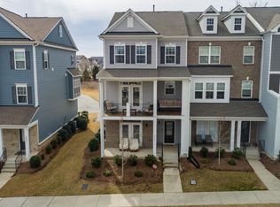 2913 Sunflower Rd, Apex, NC 27502