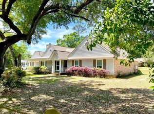 10160 Foxrun Rd, Pensacola, FL 32514