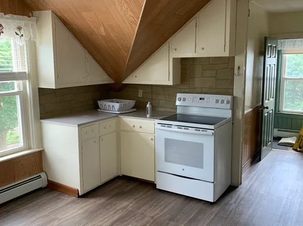 51 Dexter St APT 3, Cumberland, RI 02864