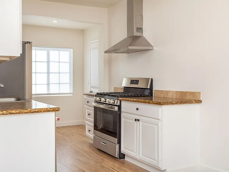 Refreshed + Bright 2 Bed/1 Bath in the Heart of North Park! — Photo 1