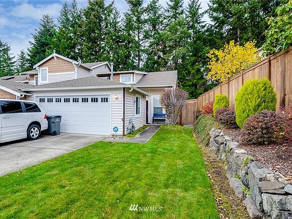 3rd image of 1552 Settlers Lane NW
