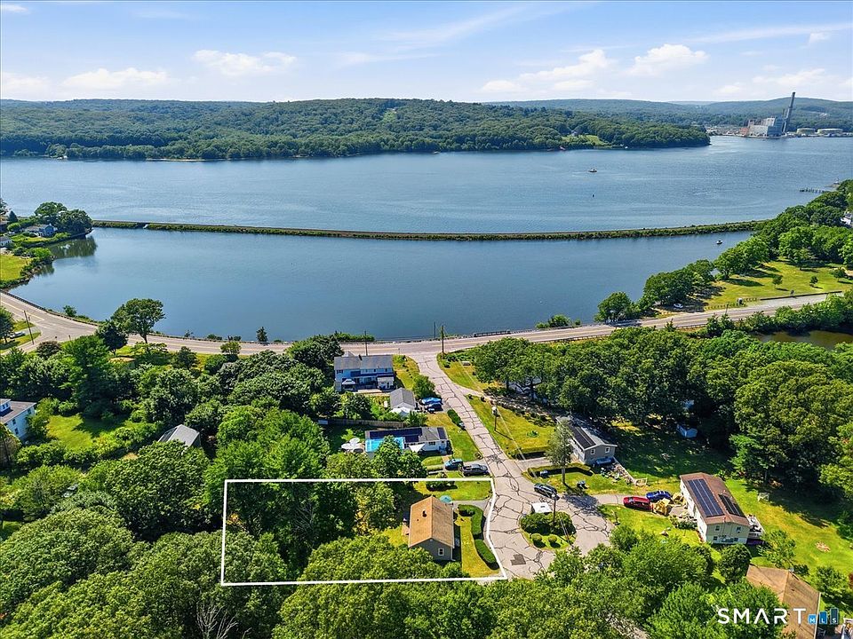 1st image of 8 Mill Cove Road