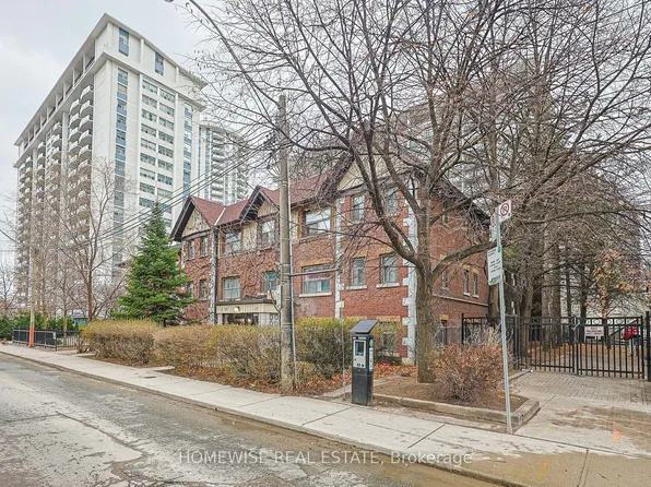 33 Maitland St #106, Toronto, ON M4Y 1C8