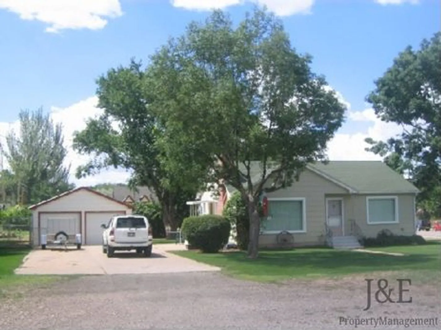 2 Bed 1 Bath House in Scenic Parowan — Photo 3