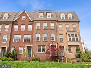 15930 Chieftain Ave, Rockville, MD 20855