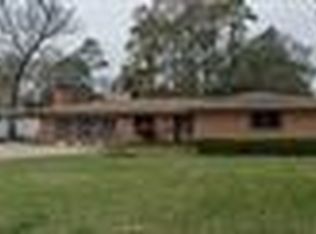 360 Masterson Dr, Beaumont, TX 77707