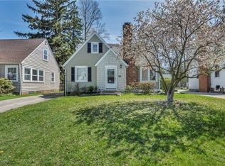1647 Parker Dr, Mayfield Heights, OH 44124
