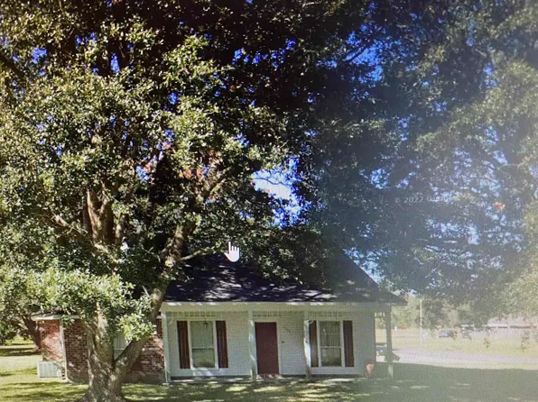 10041 Trendale Dr, Greenwell Springs, LA 70739