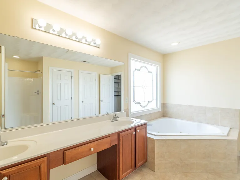 3212 Hearring Way — Photo 15