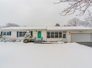 1678 Qualtrough Rd, Rochester, NY 14625
