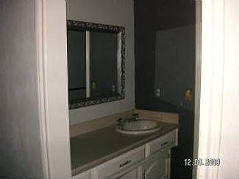 2nd image of 2217 Newcastle Cir
