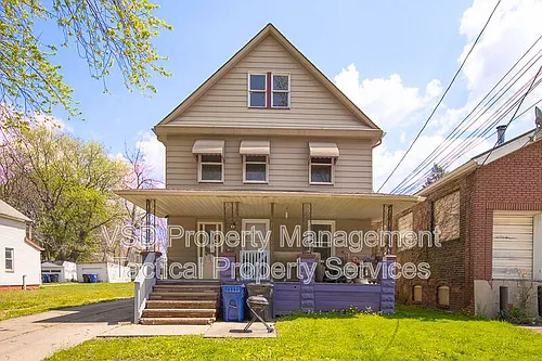 3651 E 55th St Photo 1