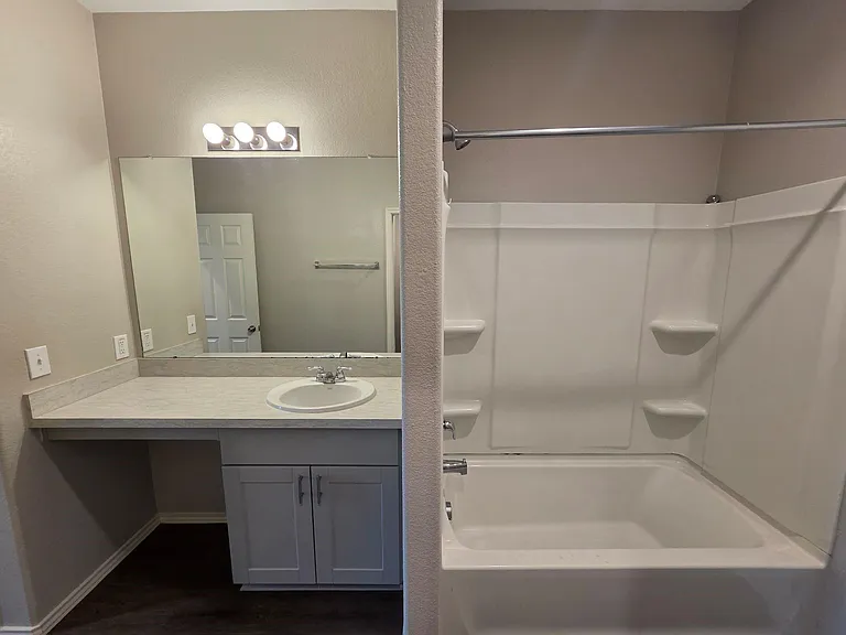 20714 Southern Woods Dr — Photo 25