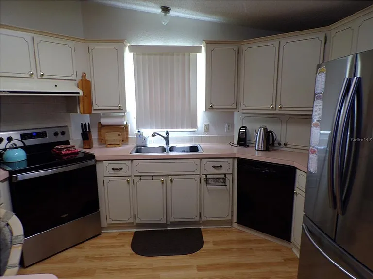 1117 Paradise Dr — Photo 5