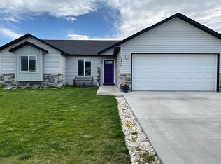 2420 Yellowstone Trl, Burley, ID 83318