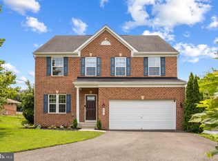 6101 Flemington Ct, Capitol Heights, MD 20743