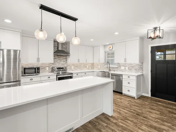 3213 Pecan Ln, Garland, TX 75041