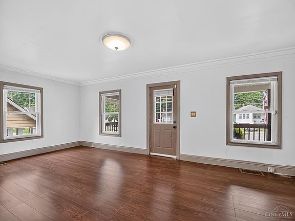 3rd image of 4024 Marburg Ave