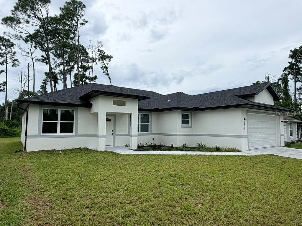 4 bed, 3.0 bath, 2000 sqft, $2,400 — Photo 2