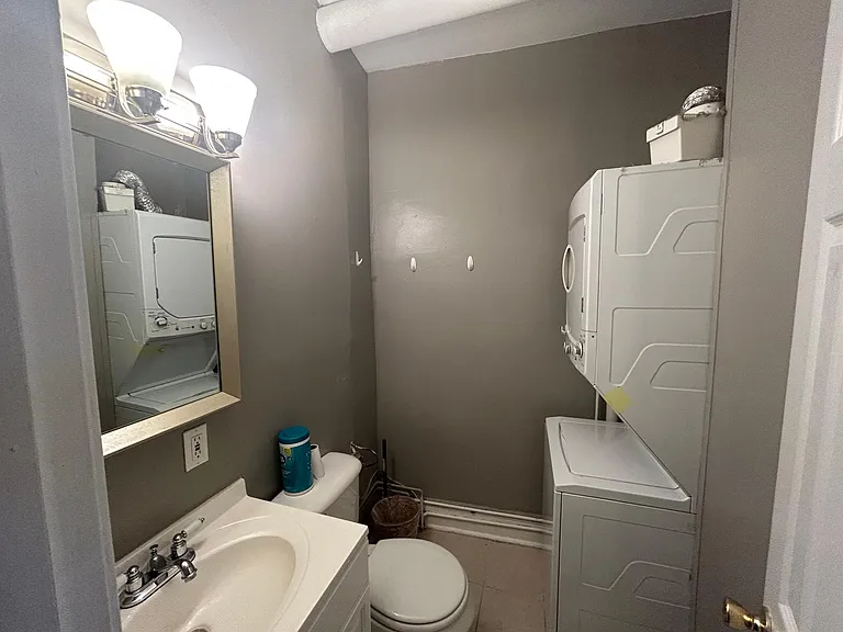 220 Florida Ave NW #A — Photo 18