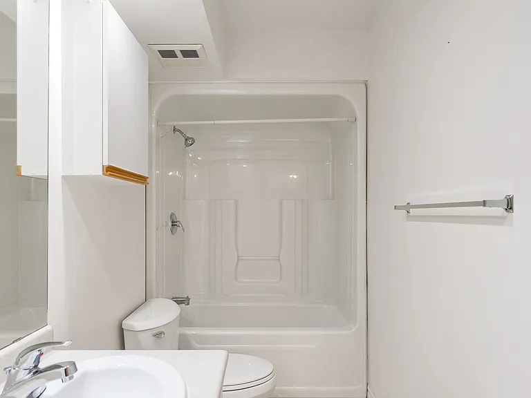 238 Campbell St #101 — Photo 13